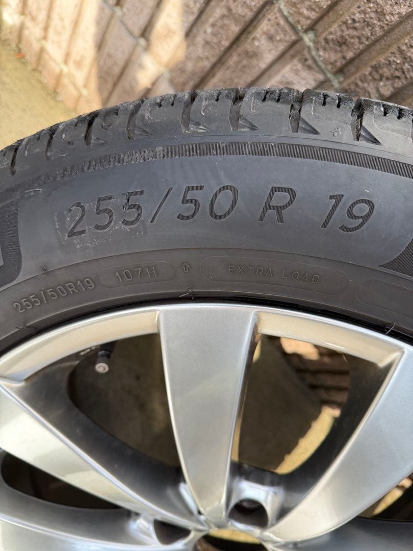 255/50R/19 MICHELIN スタッドレス ホイール付き 255/50R/19 MICHELIN スタッドレス ホイール付き