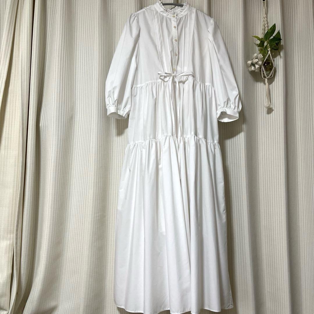ロングワンピース　白