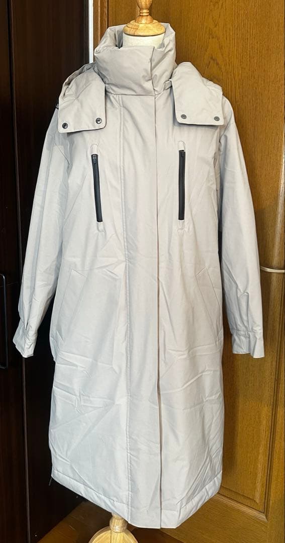 西川ダウン　ナノユニバース　ソロテックスロングダウン　グレー　38