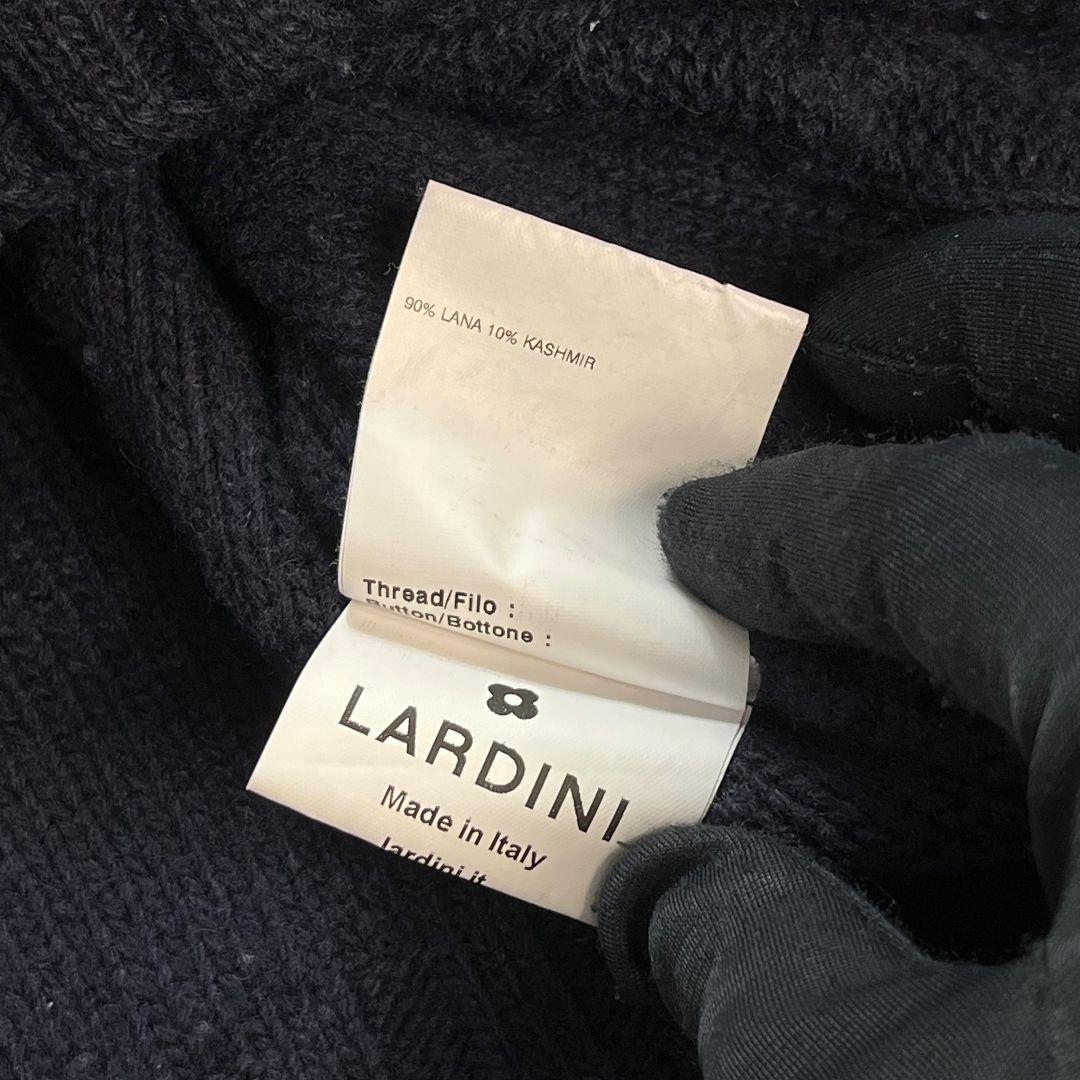 ケーブルニット セーター