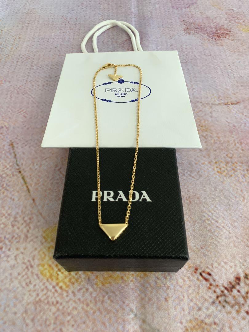Prada プラダ ゴールド ネックレス