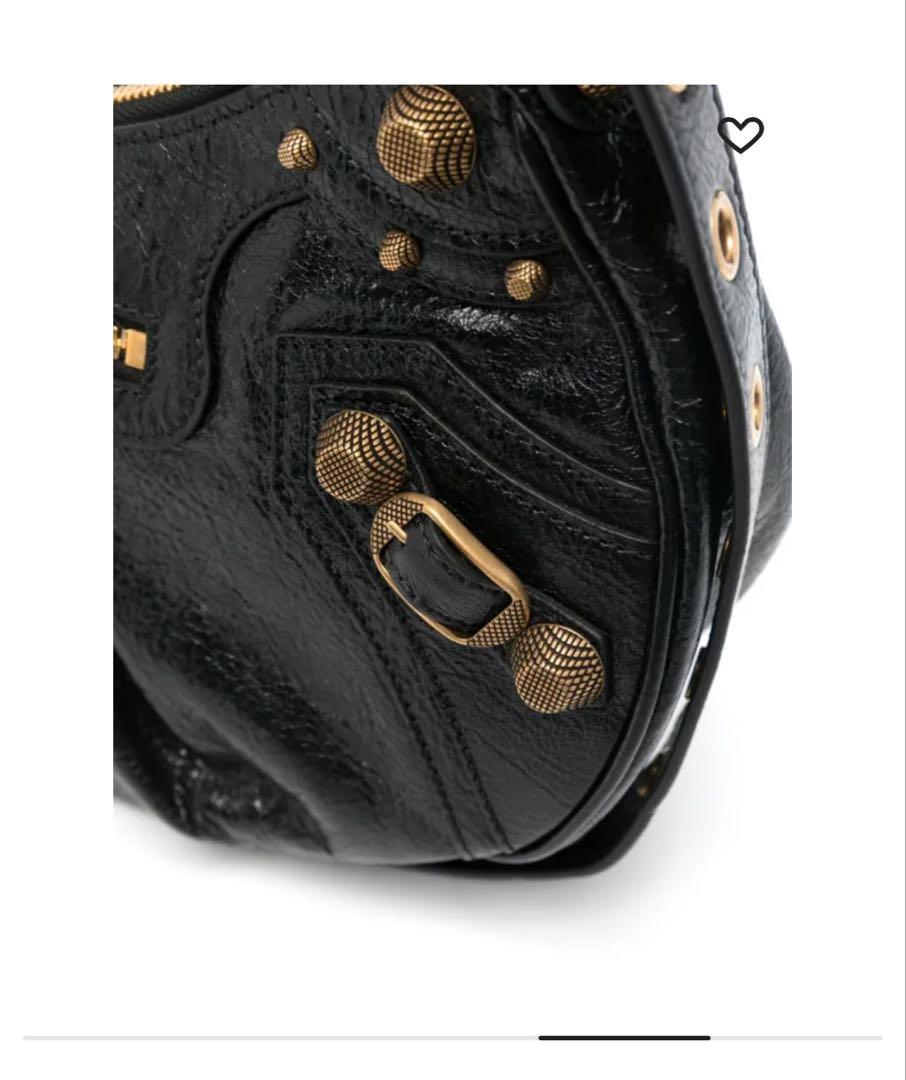 BALENCIAGA ブラックショルダーバッグ BALENCIAGA ブラックスモールショルダーバッグ¥37,4000 正規品