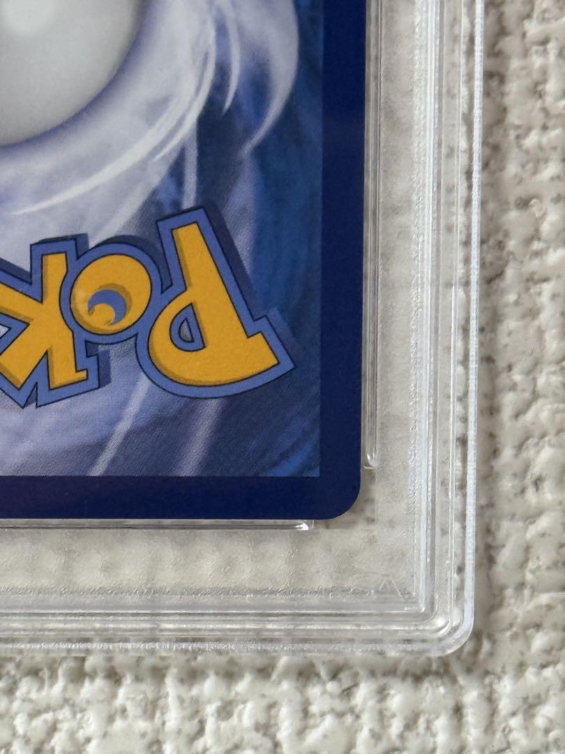 ✟