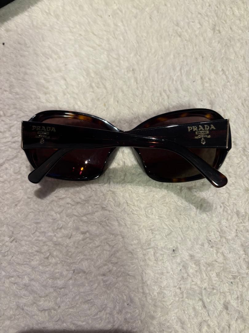 PRADA レトロスタイル サングラス ケース付き