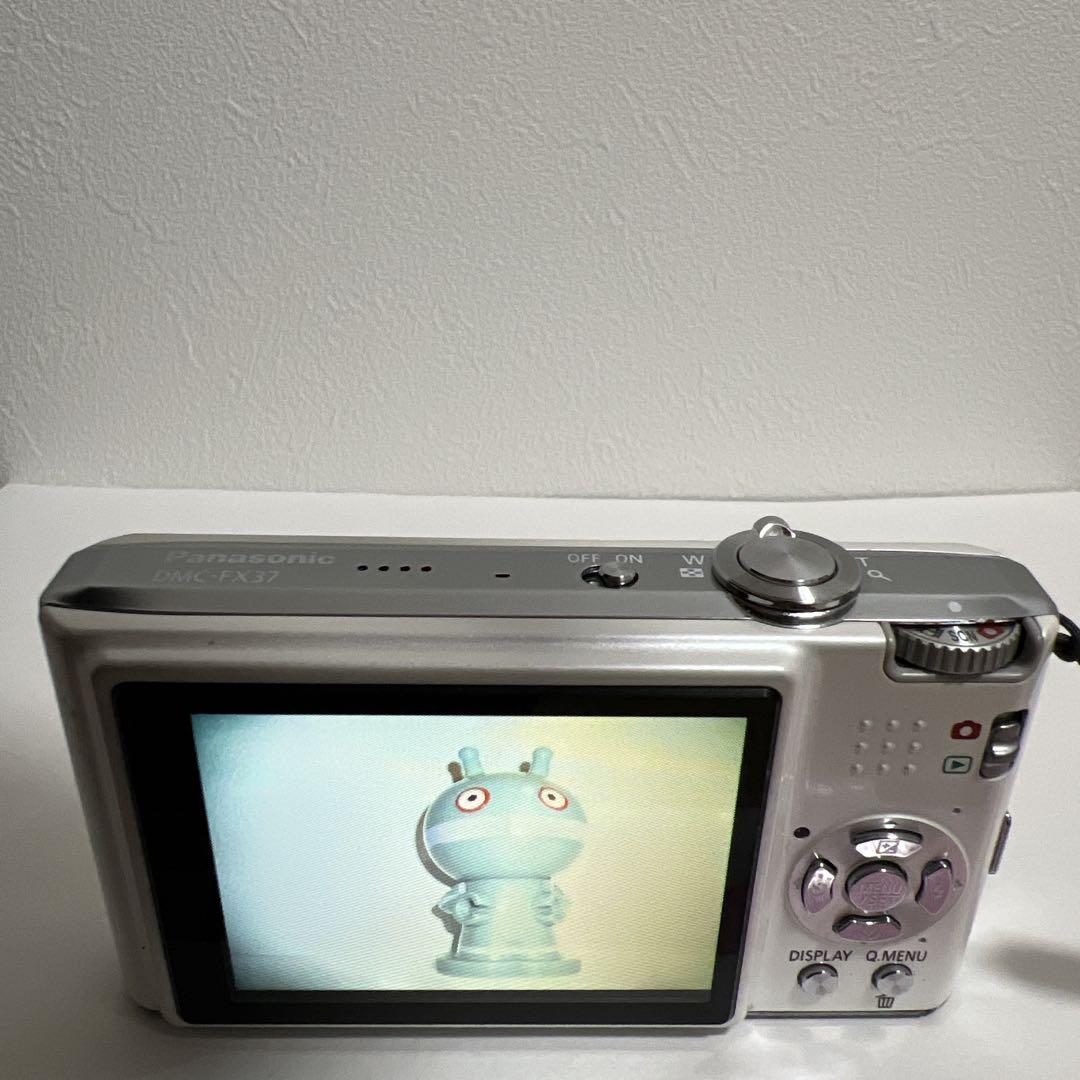 最終決算 Panasonic LUMIX 動作確認済 デジカメ 白 DMC-FX37 デジタルカメラ