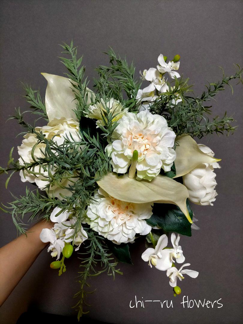 メルカリ 新品 ウェディングブーケ クラッチブーケ 造花 結婚式 前撮り 撮影 フラワー ガーデン 9 000 中古や未使用のフリマ