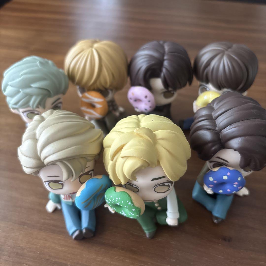TinyTAN Hide＆Seek かくれんぼフィギュア｜商品情報｜タカラ