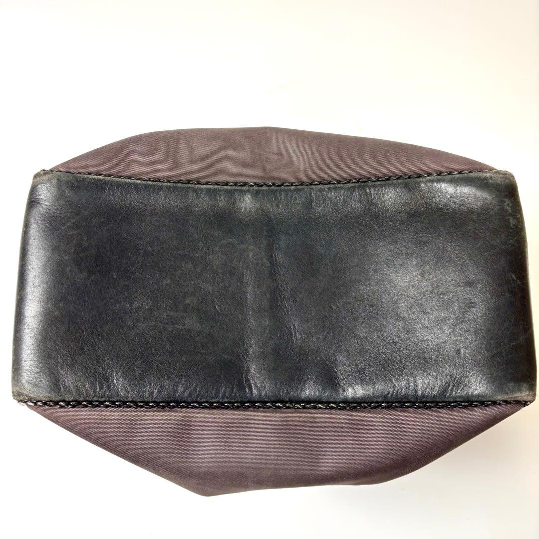 ボッテガヴェネタ イントレチャート キャンバス トートバッグ パープル ブラック ボッテガヴェネタ イントレチャート キャンバス トートバッグ パープル ブラック