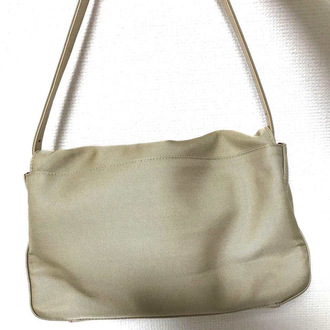 GIVENCY 美品 フラップ ワンショルダー バッグ - メルカリ