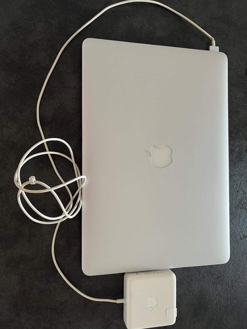 MacBook本体 15.4 inch MacBook Pro (Retina, Mid 2012)