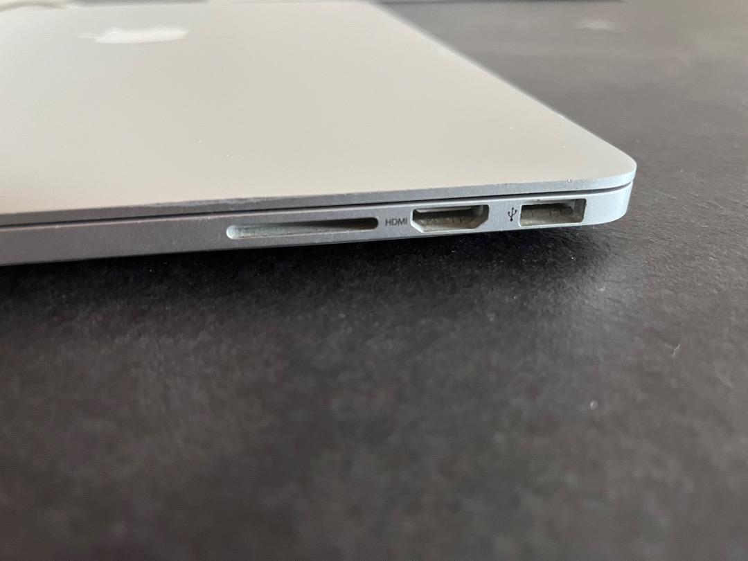 MacBook本体 15.4 inch MacBook Pro (Retina, Mid 2012)