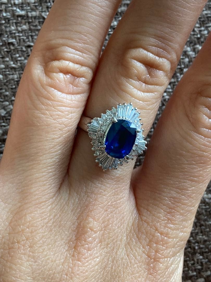 Pt900 2.32ct 0.57ct サファイア ダイヤモンド リング Pt900 2.32ct 0.57ct サファイア ダイヤモンド リング