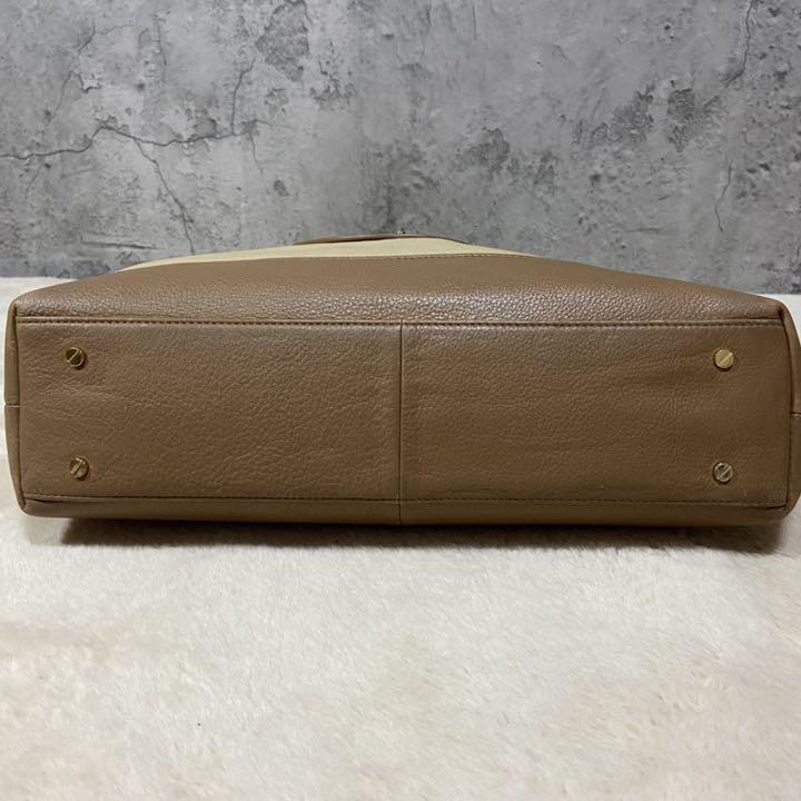 トリーバーチ 大容量 ベージュ デカロゴ drEZk-m72126662254 トートバッグ A4収納&肩がけ 爆買い国産