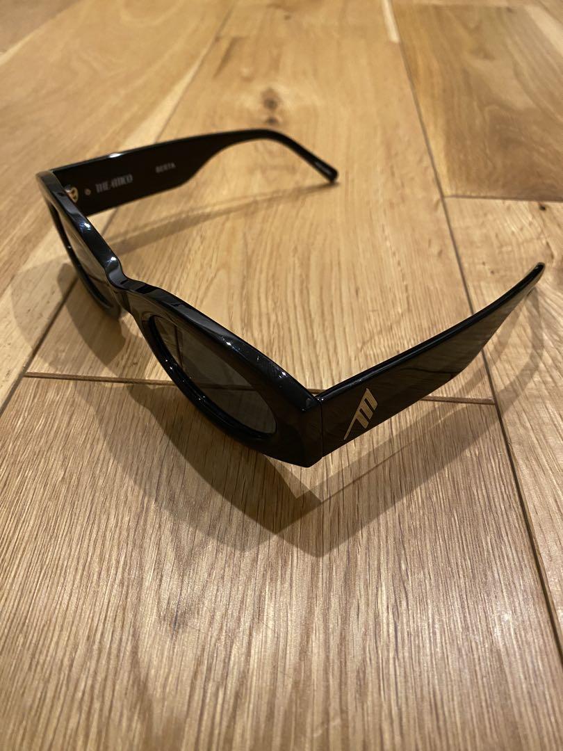 充実の品 THE ATTICO LINDA FARROW ユニセックス サングラス 小物