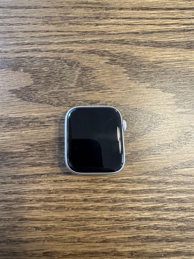 Apple Watch Series 5シルバー 44mm 本体
