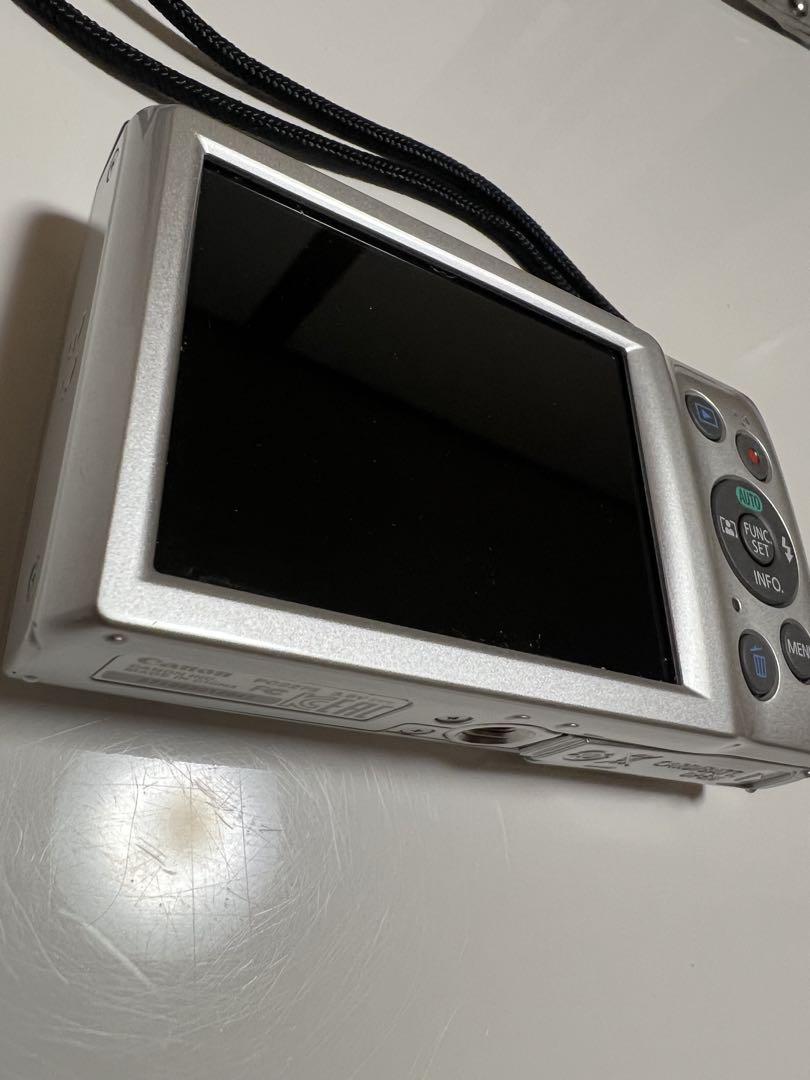 Canon キャノン コンパクトデジタルカメラ IXY180 シルバー