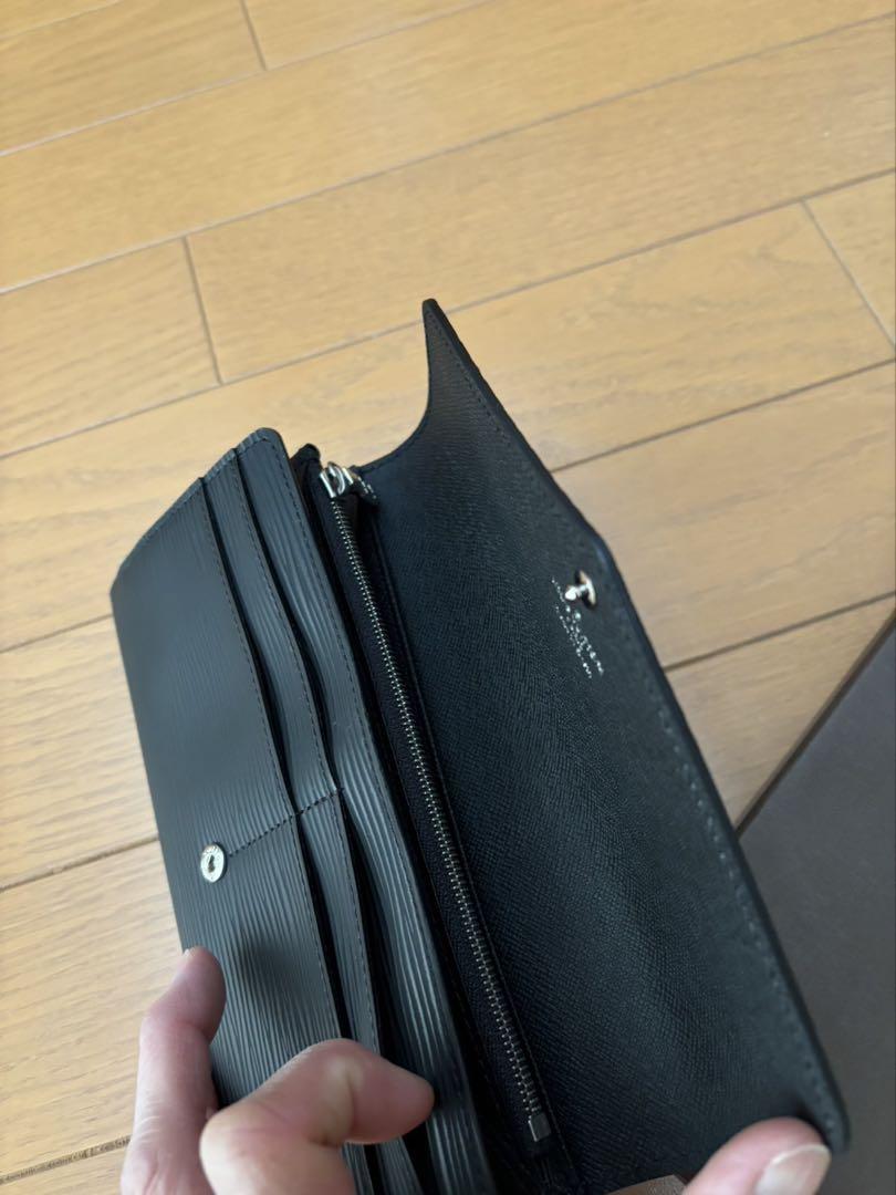 ルイ・ヴィトン　エピ　長財布