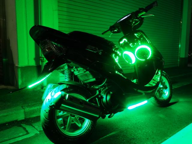 値下げ】ライブDio ZX NEWアイライン・フルグリーンLED・2 ...