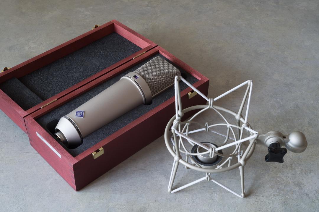 Neumann U87Ai Studio Set（EA87+専用箱セット） - メルカリ