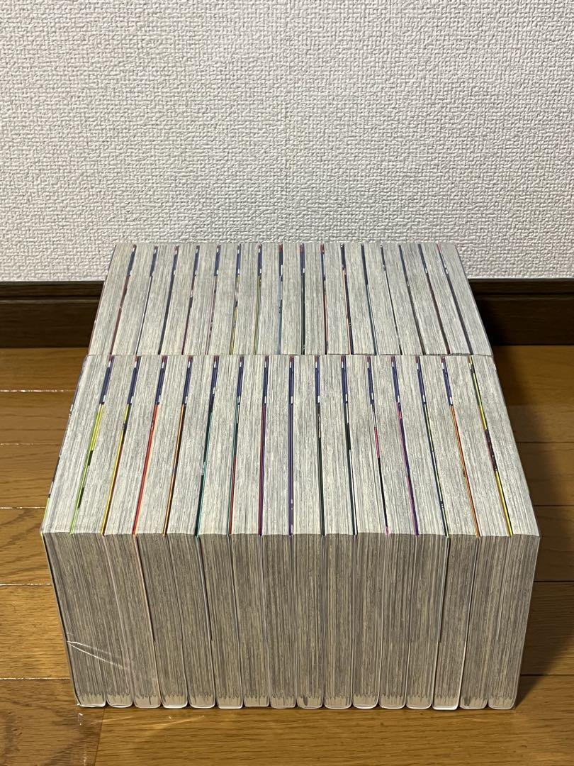 美品　ブルーロック 1巻〜33巻　全巻セット　　ほぼ帯付き　新品未開封13冊あり