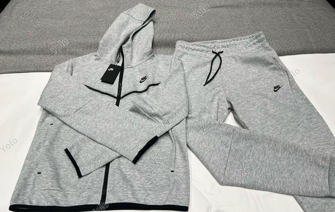 NIKE テックフリース グレー上下
