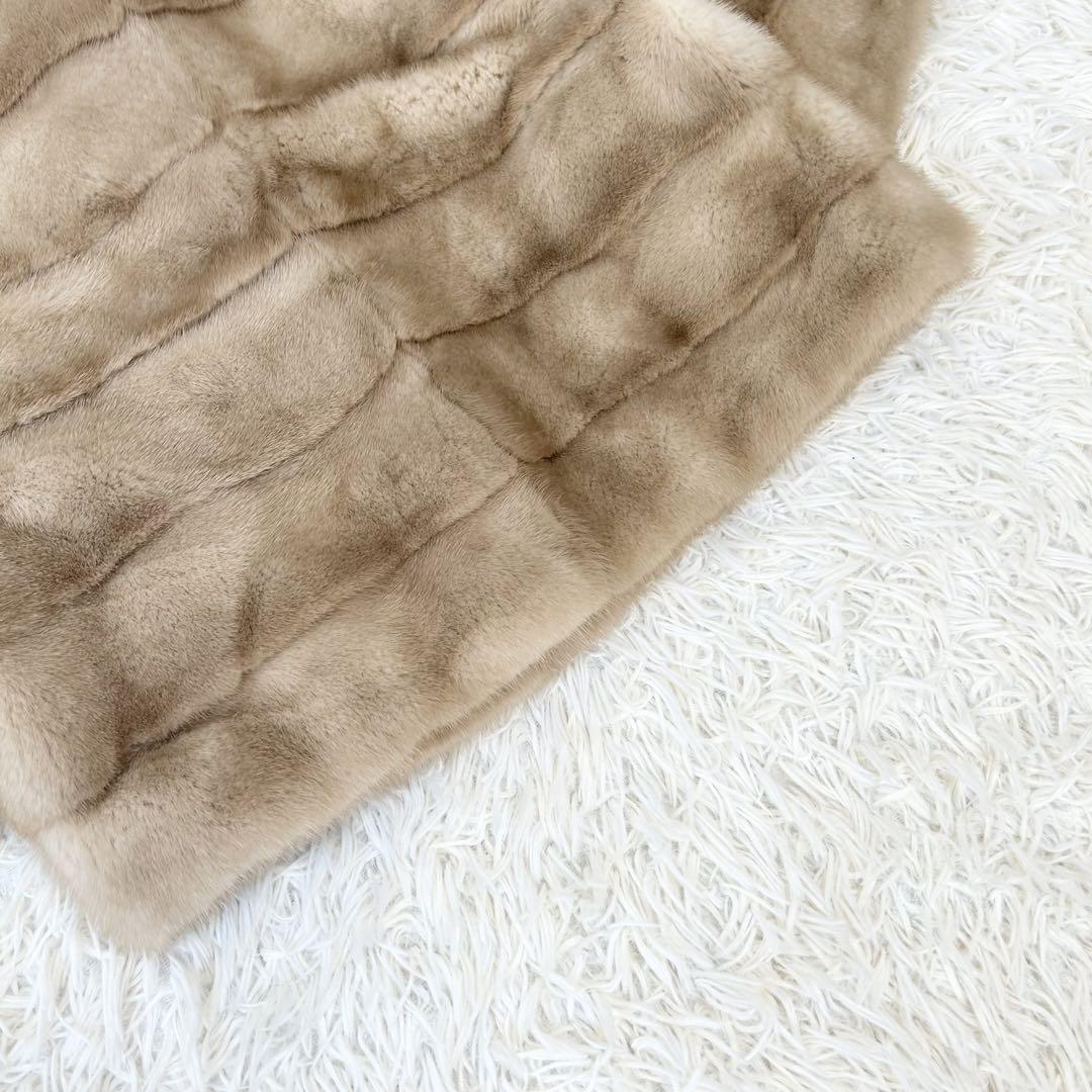 SALEで更にお買得 ミンク ジャケット ショート丈 毛皮コート 七分袖 ジャケット・アウター 裏地総柄 リアルファー ジャケット・アウター