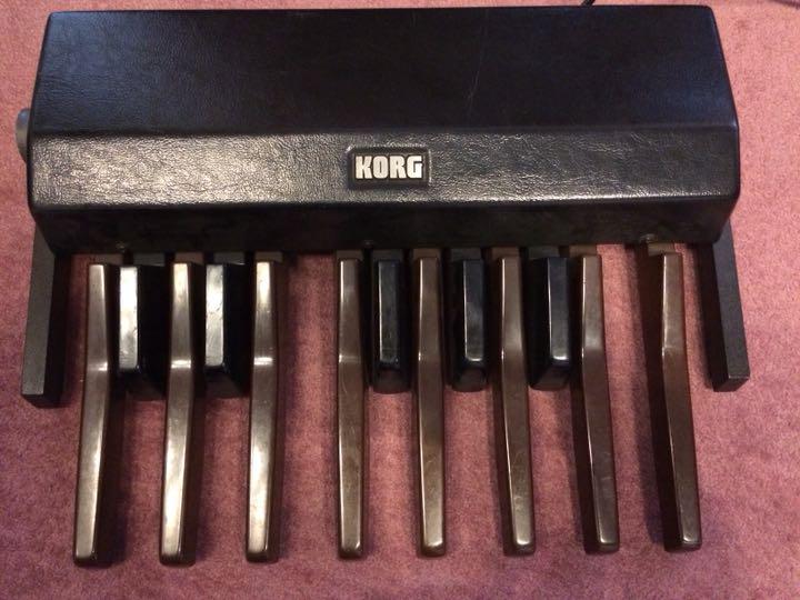KORGフットベース