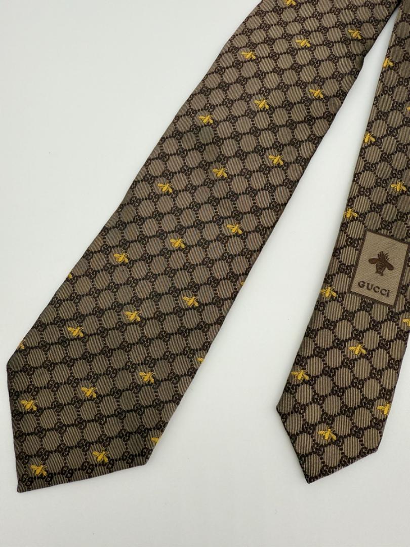 美品◇GUCCI ネクタイ GG柄 & Bee刺繍 ベージュ×ブラウン - メルカリ