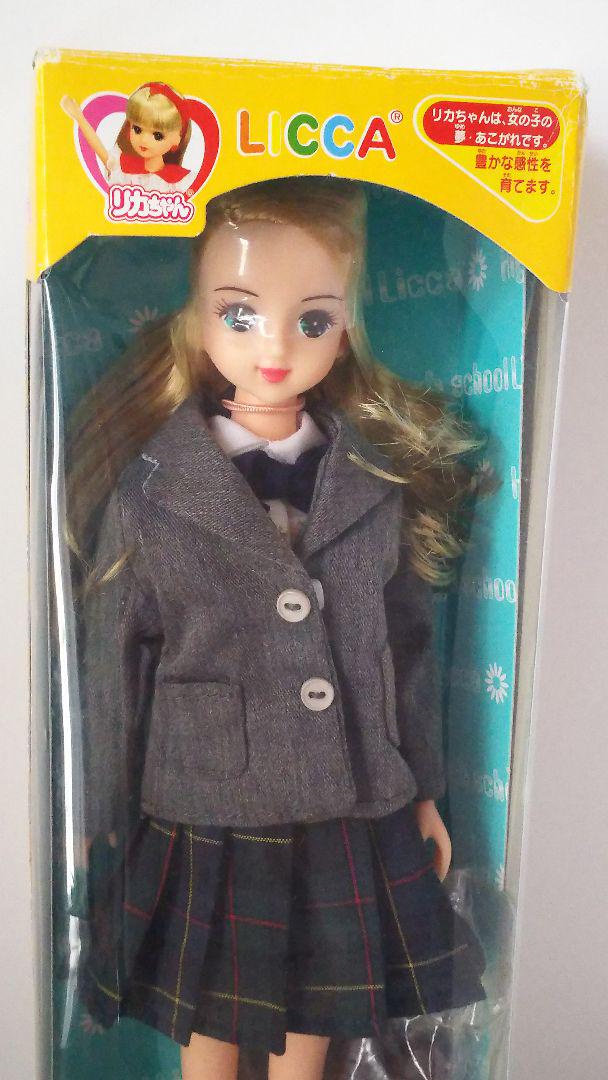 限定品定番 ♥️値下げしました♥️ トイザらス限定高校生あきちゃんいづみちゃん o248k-m72170082472 2体set 好評通販