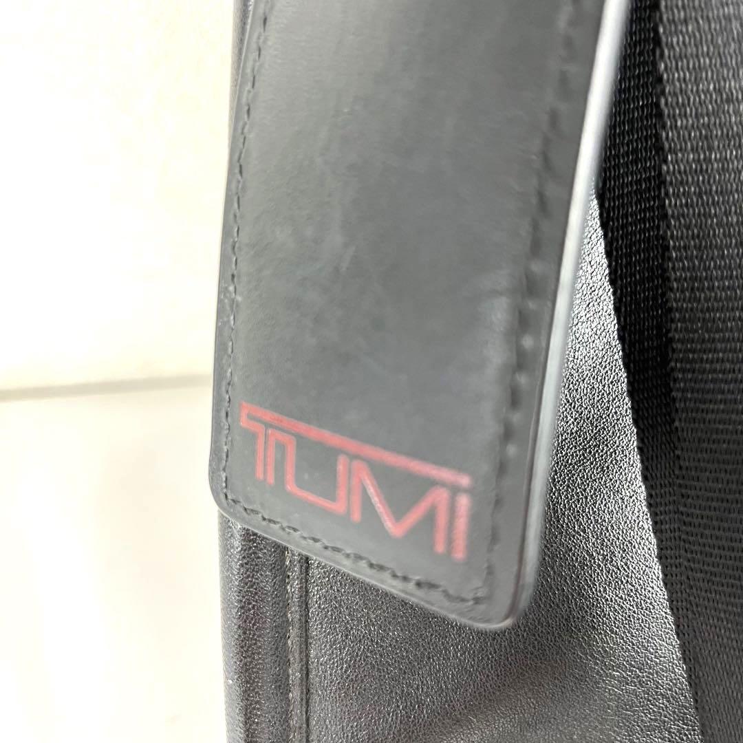 [TUMI ]ショルダーバッグ レザー  黒