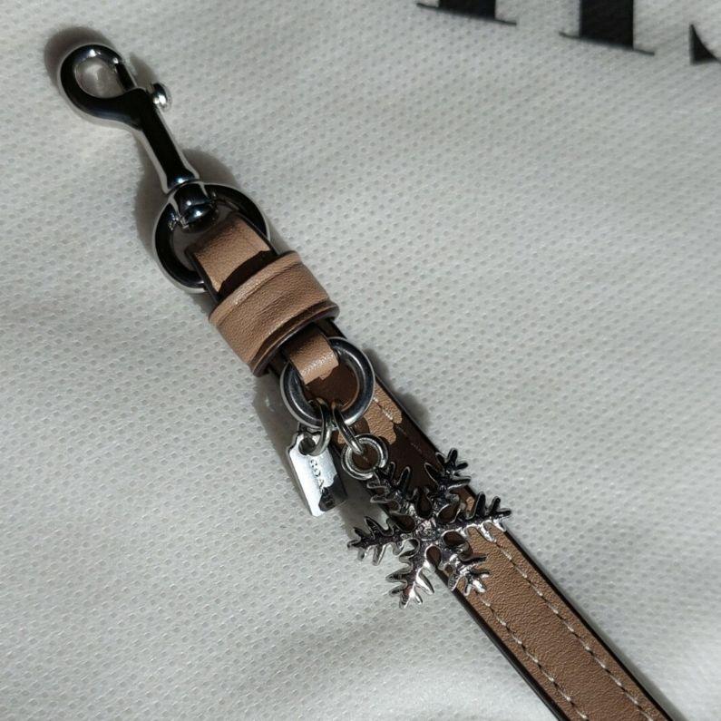 【COACH長財布】未使用　限定ストラップ付き