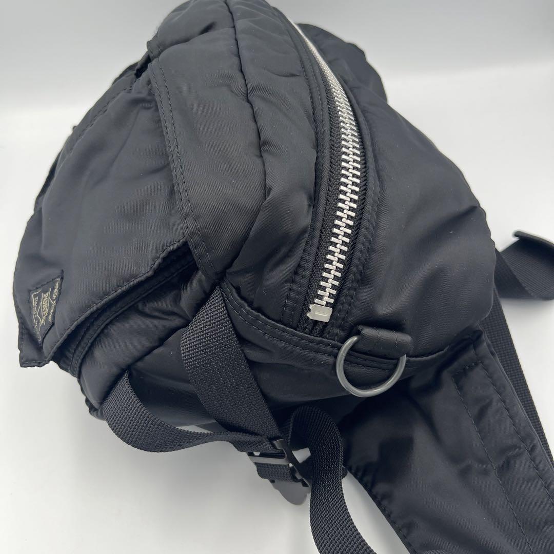 【PORTER ポータータンカー コブラバックル　ウエストバッグ ブラック】美品 TANKER(タンカー) WAIST BAG | 吉田カバンホームページ