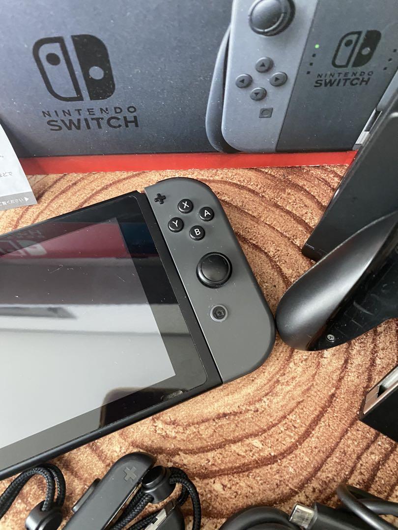 Nintendo Switch ニンテンドースイッチ本体　グレー ①