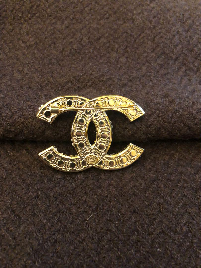 ゴールドパールがアンティーク風 ブローチも有り CHANEL ベルト CHANEL ノベルティ ゴールド パールブローチ - メルカリ