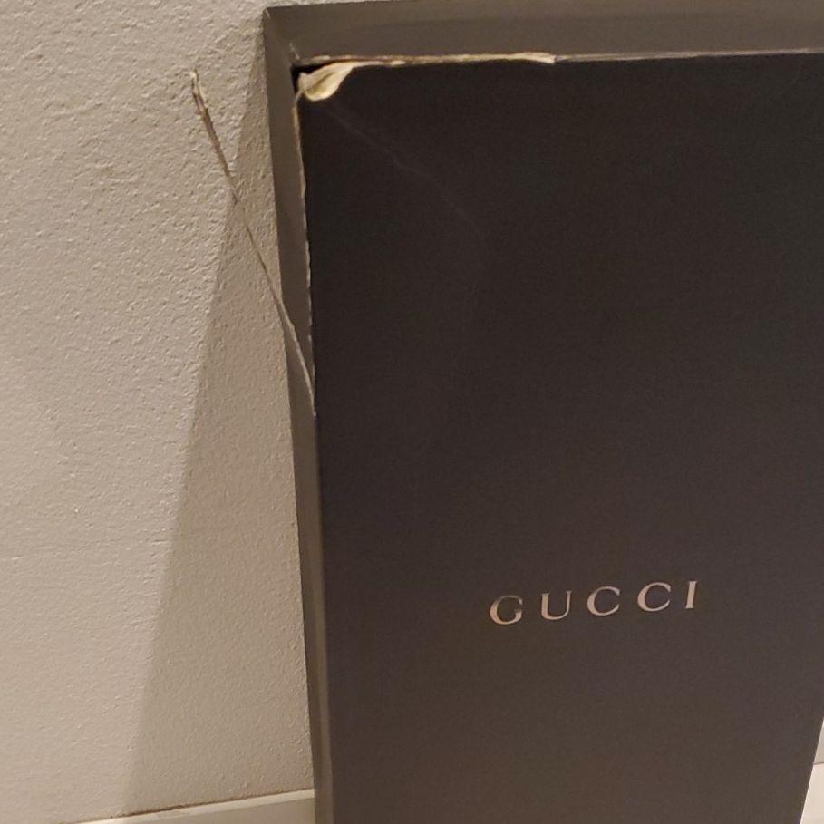 新品未使用　GUCCI　ブーツ