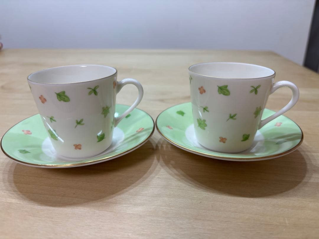 二谷友里恵　YURIE NITANI ニタニユリエ　カップ・ソーサー 2個セット