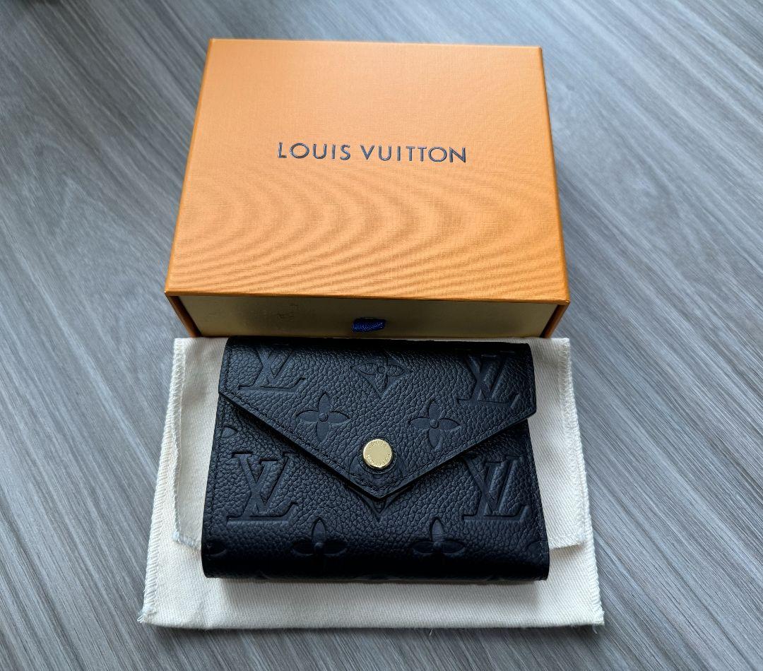 Louis Vuitton  ポルトフォイユヴィクトリーヌ 財布