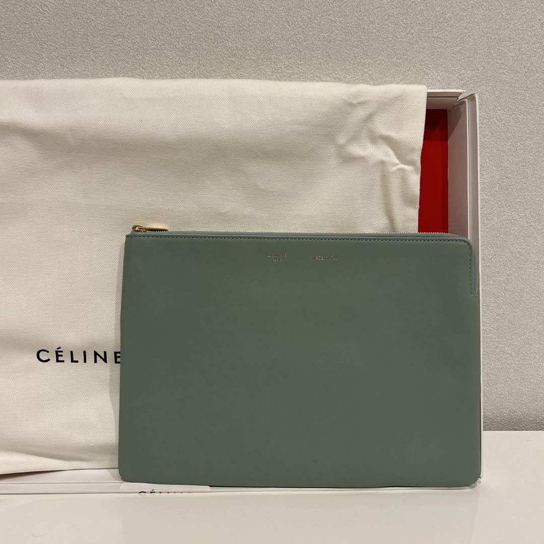 CÉLINE グリーンレザー クラッチバッグ