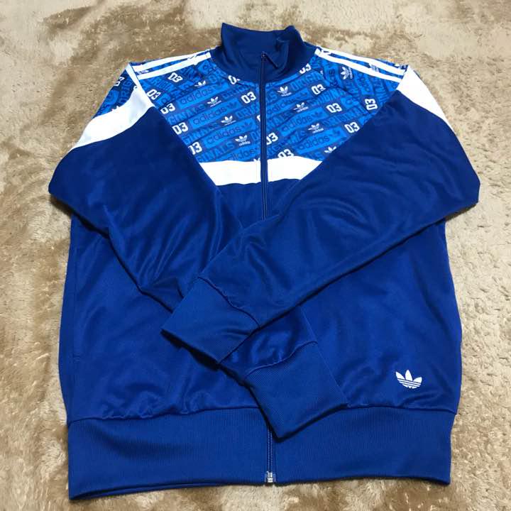 adidas トラックジャケット