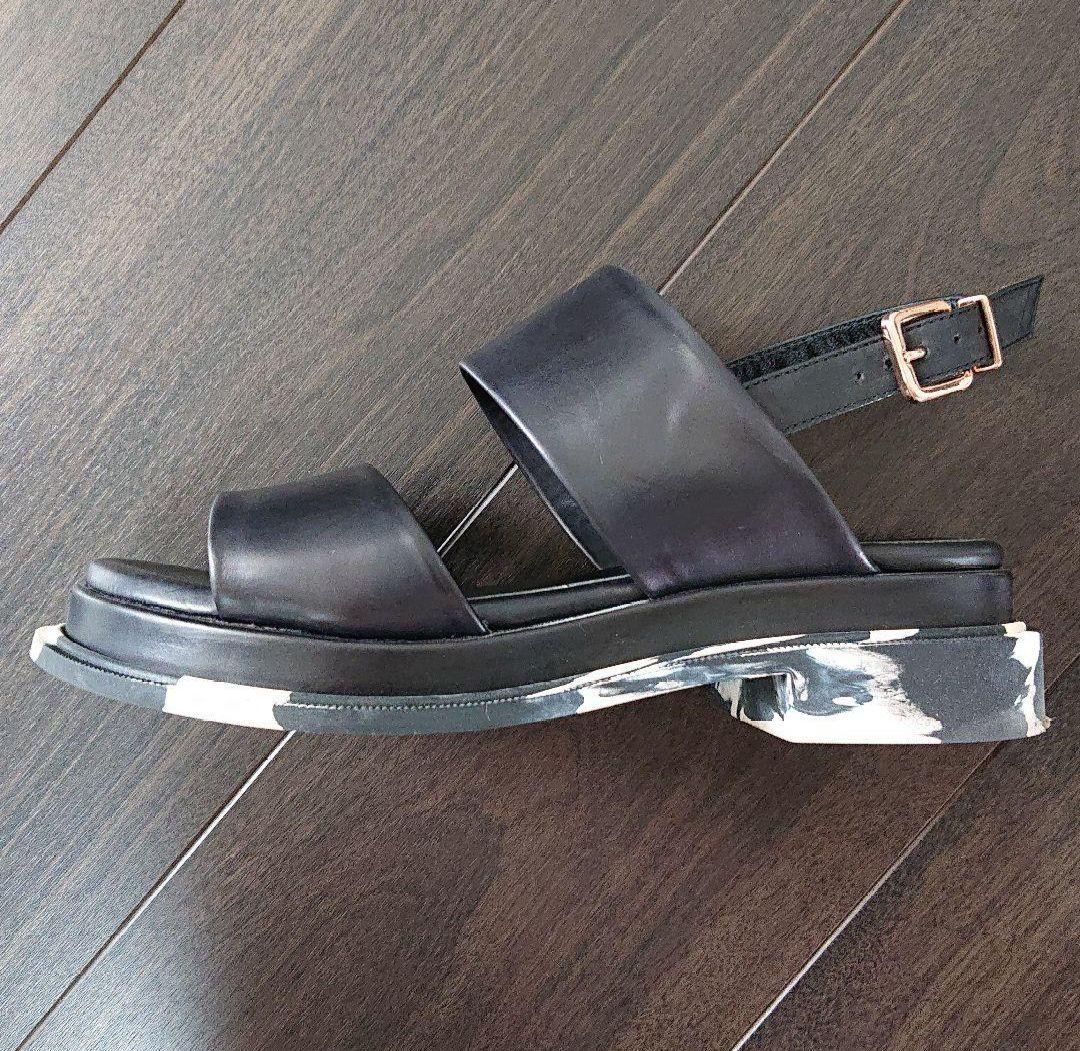 Roberl clergerie ロベールクレジュリー 新品・未使用 CLERGERIE - 新品 ロベールクレジュリー ラフィア フリンジ 厚底