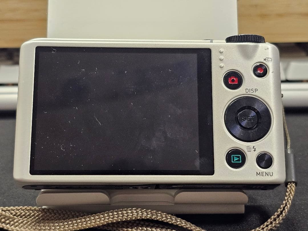 CASIO EXILIM EX-ZR100 デジカメ