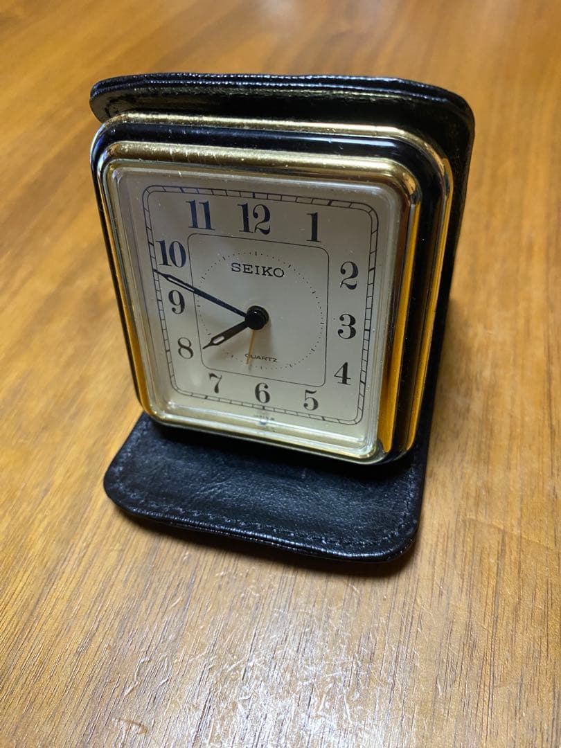レア？　慶應義塾　トラベルクロック