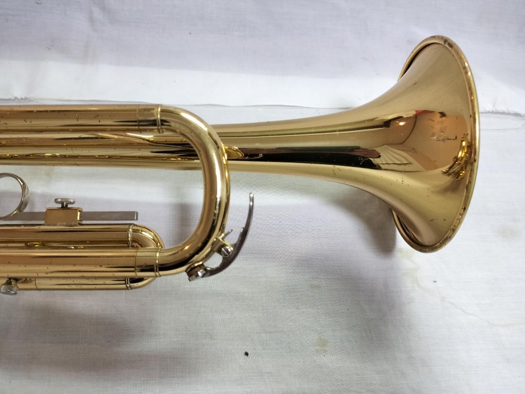 ヤマハ トランペット YTR-1335 ケース付き YAMAHA トランペット YTR-1335 ハードケース付 #1198 管楽器