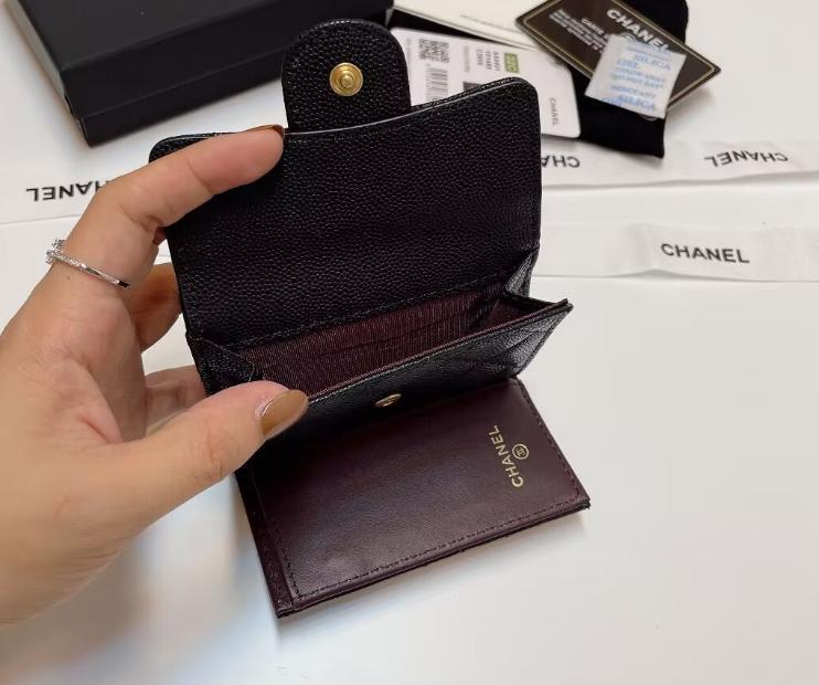 CHANEL ブラックレザー 三つ折り財布 - メルカリ