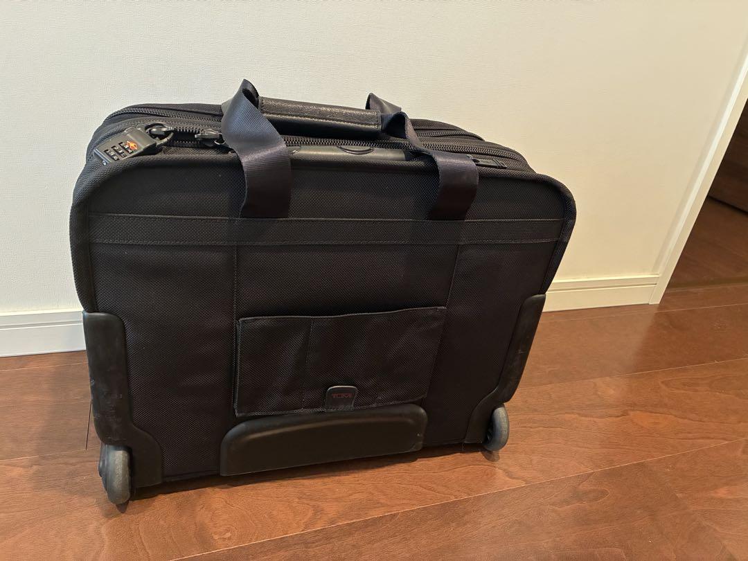 TUMI ブラック キャリーケース
