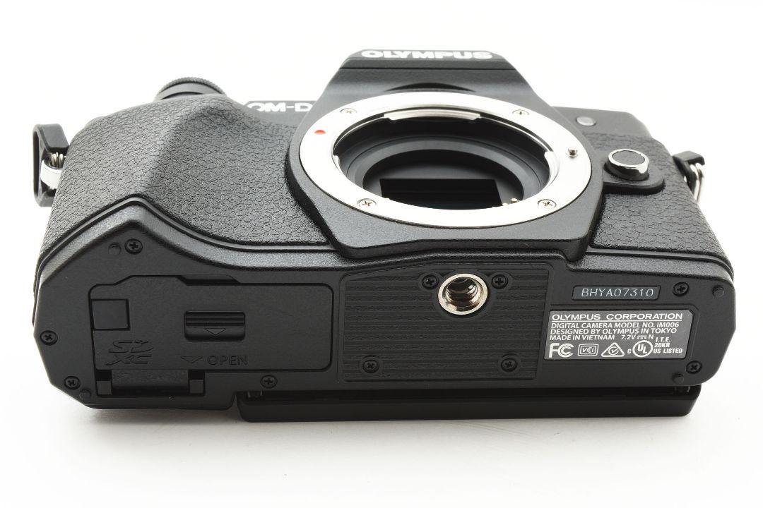 【ほぼ新品】OLYMPUS  OM-D E-M10 MarkIII
