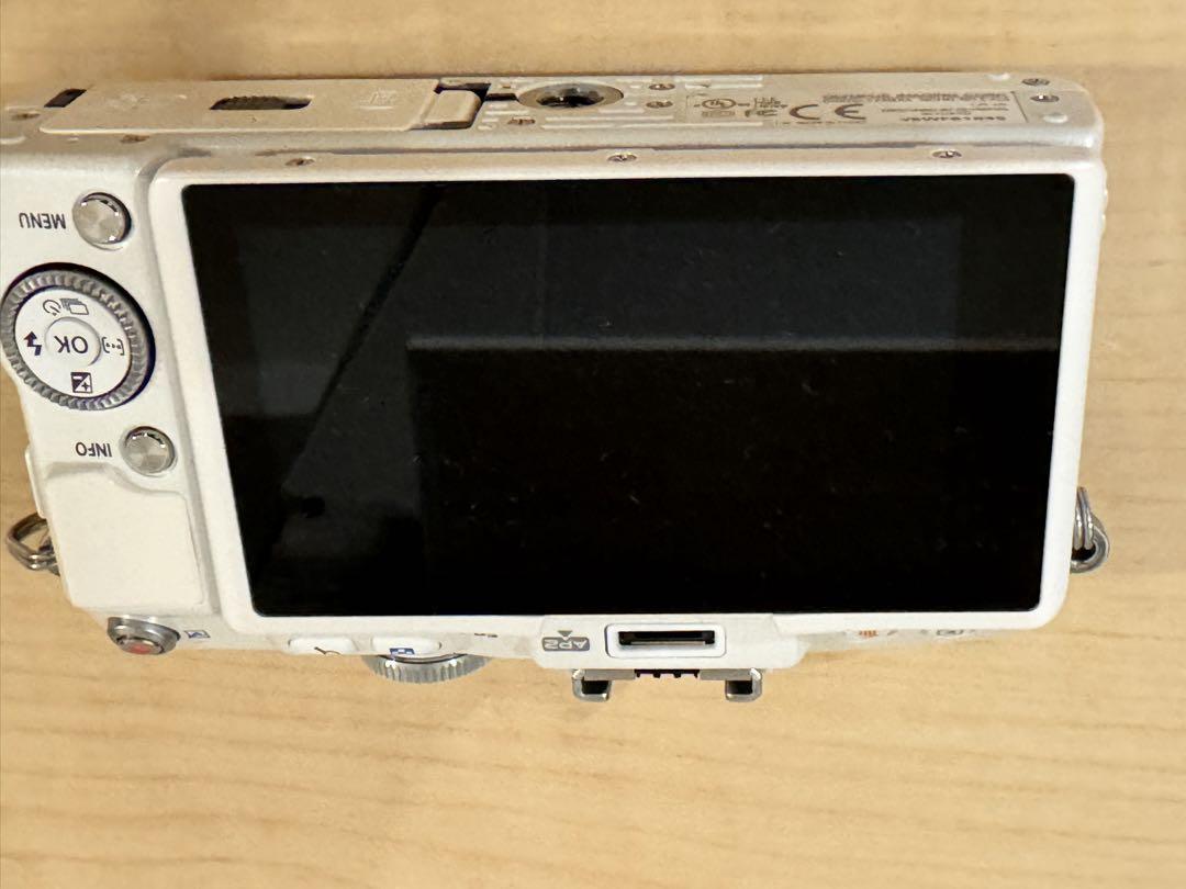 【美品】OLYMPUS PEN Lite E-PL6  ダブルズームキット