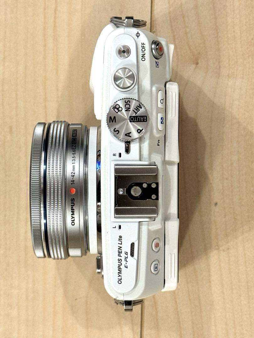 【美品】OLYMPUS PEN Lite E-PL6  ダブルズームキット