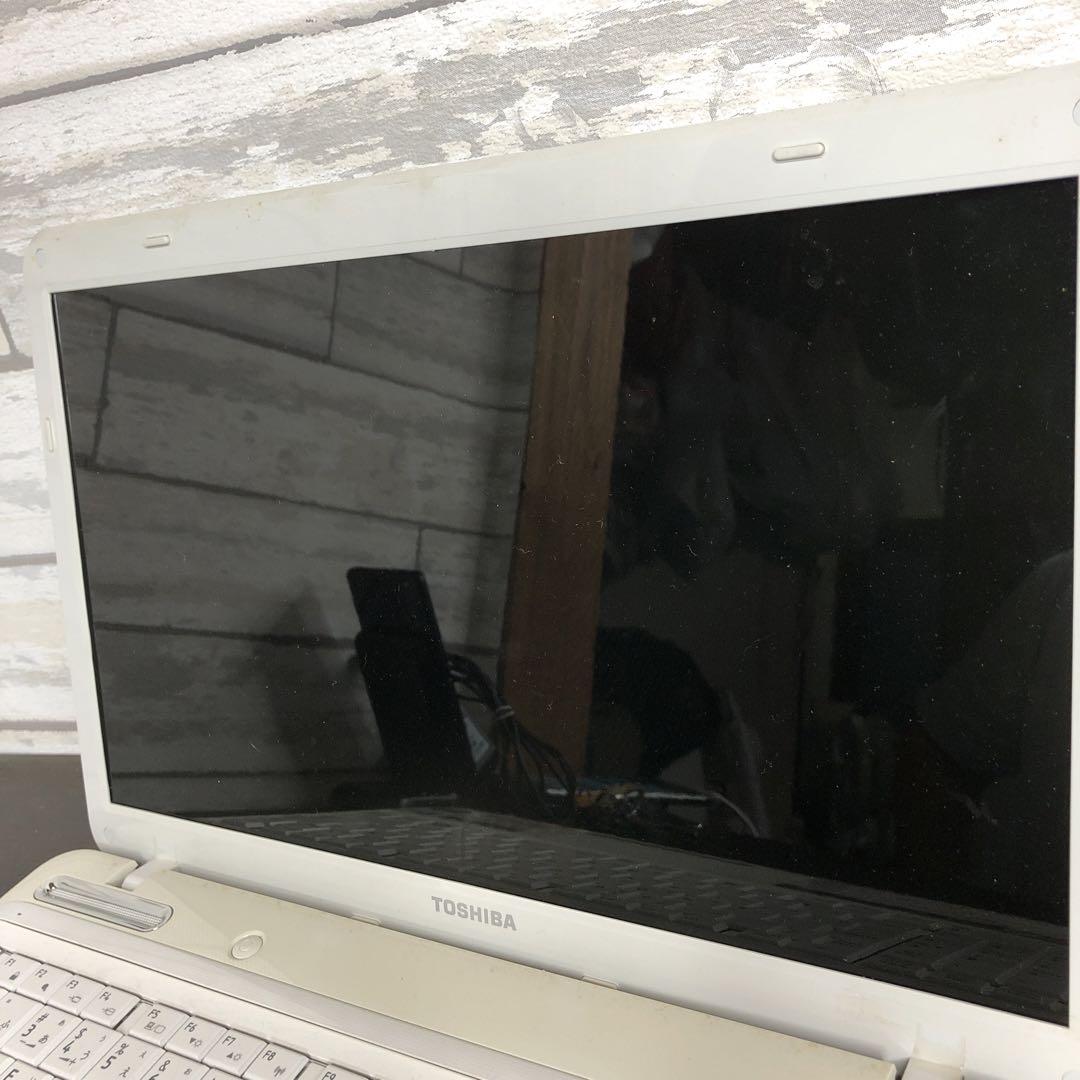 Windowsノート本体 dynabook T351/34CW 東芝 dynabook T351 T351/34CW PT35134CSFW [リュクスホワイト