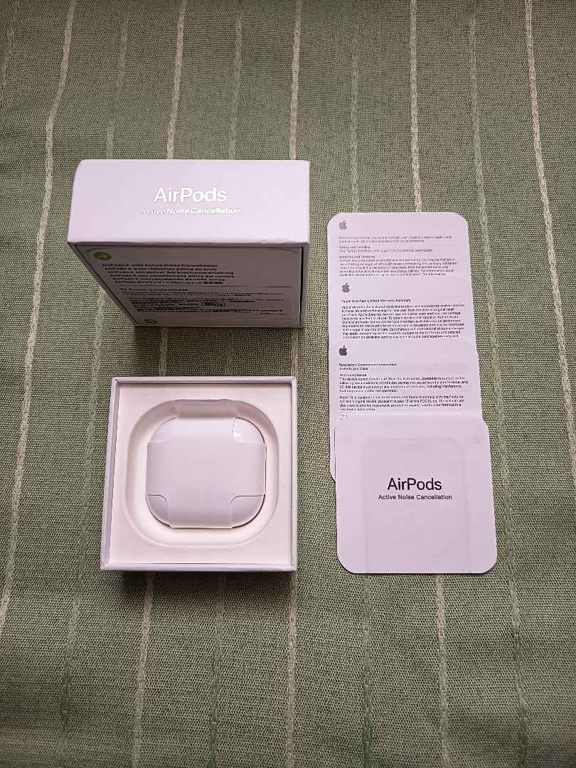 イヤホン AirPods 4 ANC